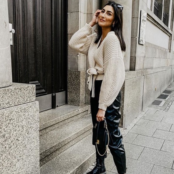 zara cropped belted cardigan
